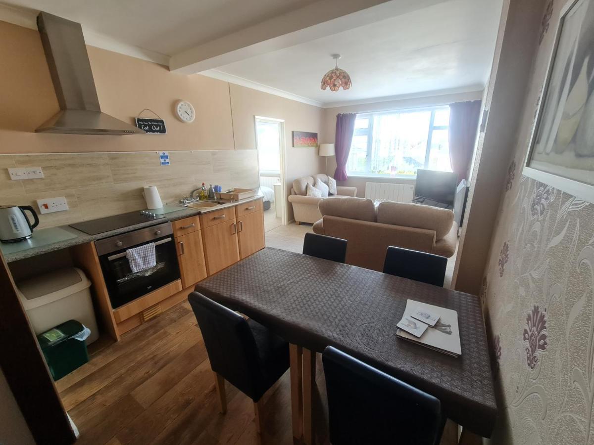 Parterre Holiday Apartments Sandown Ngoại thất bức ảnh